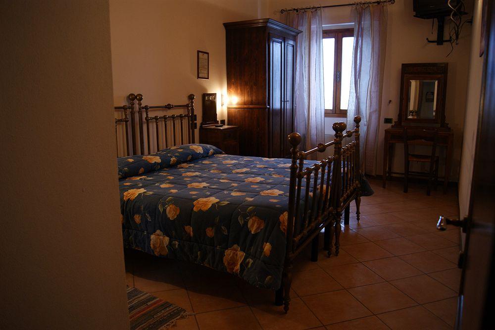 Agriturismo Corte Dei Mori Бризигела Екстериор снимка